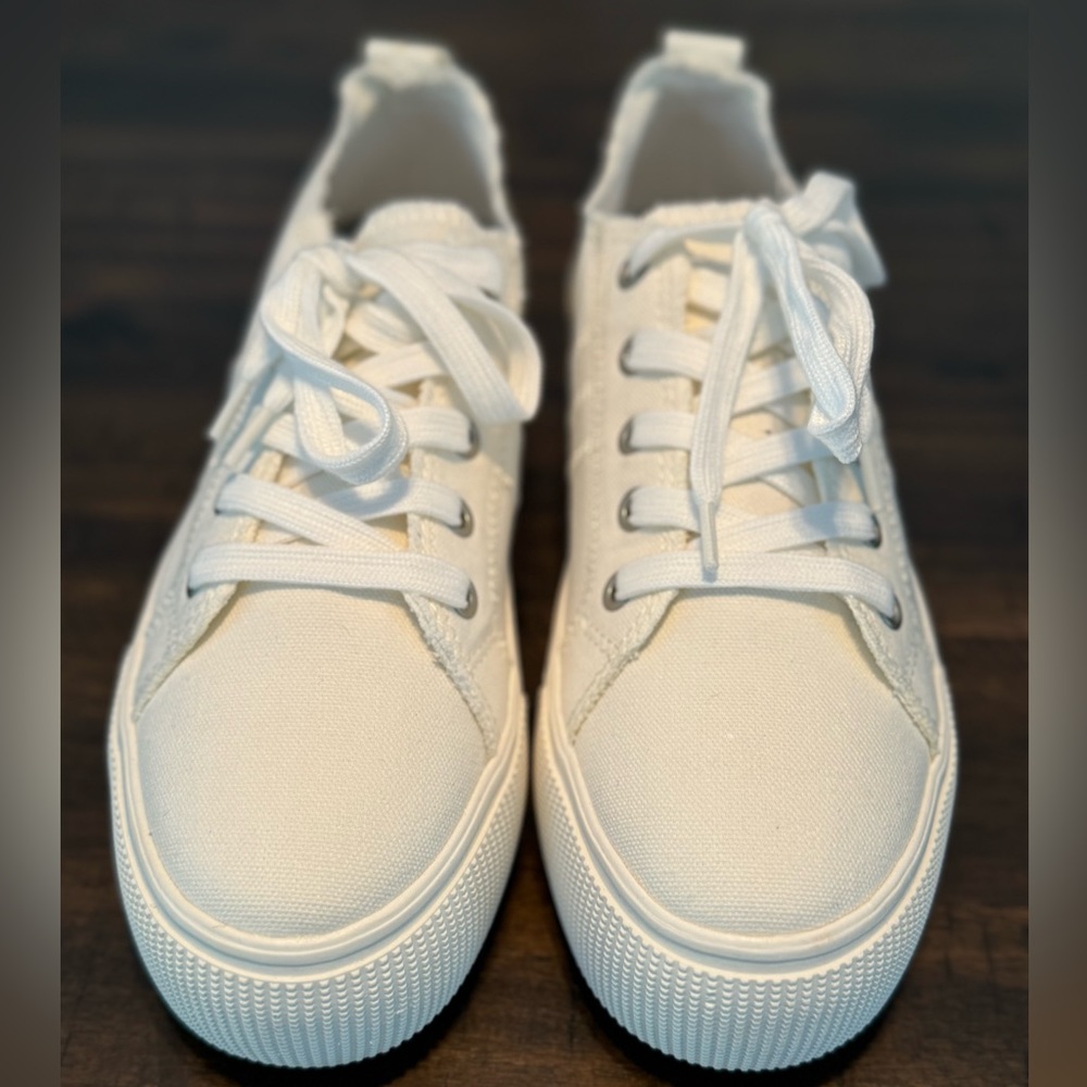 Jellypop canvas platform sneakers. Size 8 - Picture 2 of 6